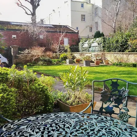 Lägenhet Quiet & Secluded Garden In Heart Of Clifton Bristol